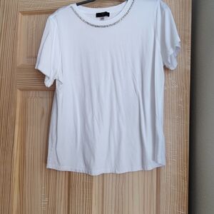 Tahari White Short Sleeve Top with Chain Detail